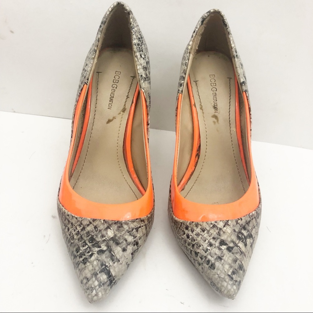 BCBGeneration Snakeskin Print‎ Heels Size 6 - Picture 2 of 8